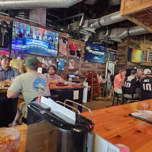 9 TVs all showing football