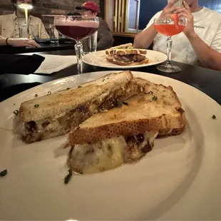 Drinks: Naked &amp; Famous, Angel&apos;s Club  Sandwhich: Pork Belly &amp; BBQ Chicken Melt