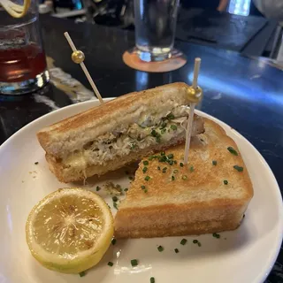 Blue lump crab melt