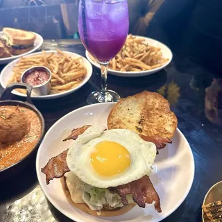 Breakfast Burger
