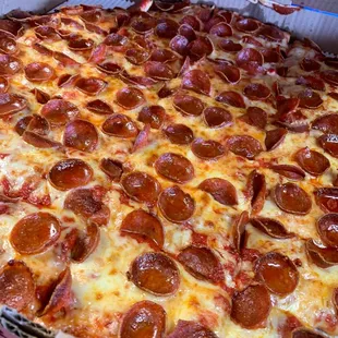 food, pizza