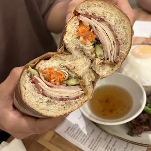 Banh Mi Dac Biet