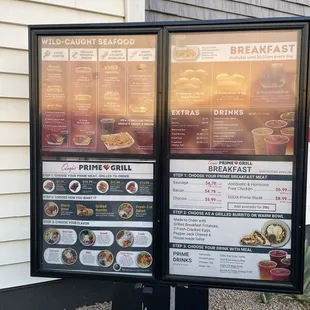 Menu showing Lobster menu and Grill offerings (chicken, steak, and shrimp salads and rice bowls)