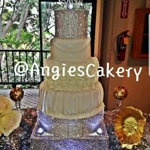 Wedding Cake by Angie&apos;s Cakery
