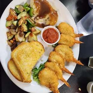 Wife had Jumbo shrimp with mixed veggies.