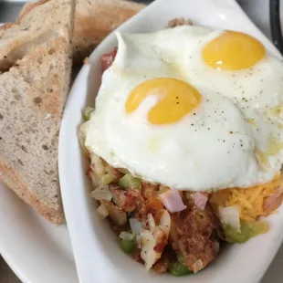 a plate of breakfast food