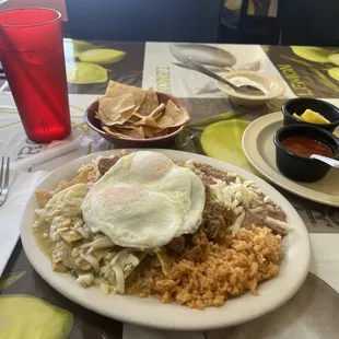 Chilaqueles Con Chili Verde