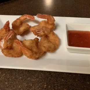 Butterfly shrimp or smashed shrimp