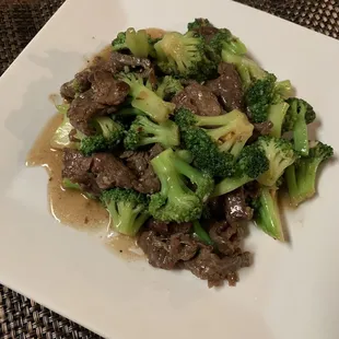 Beef with broccoli