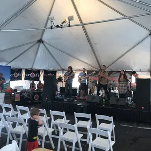 Live music special event, free beer and Moss BBQ