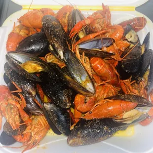 Crawfish &amp; Mussels $14