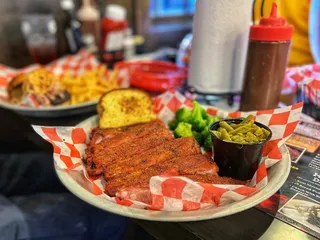 Smokin' J's Rib and Brewhouse