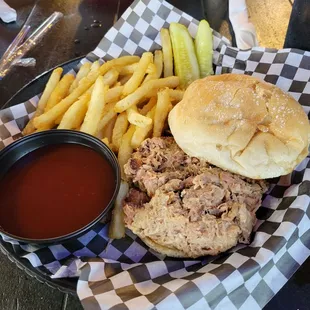 Pulled Pork Sandwich