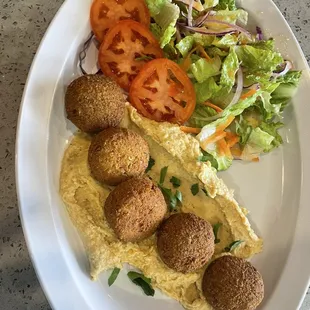 Falafel and hummus