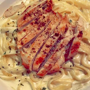 Fettuccine Alfredo