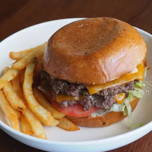 Als Double Cheese Smash Burger with Fries!