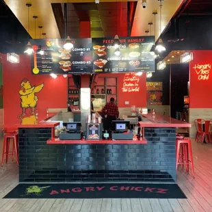 Not a ton of tables, but there wasn't a ton of people around on this Sunday ~4:30pm (August 27, 2023)