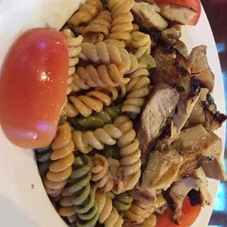 Grilled Chicken Pasta Salad