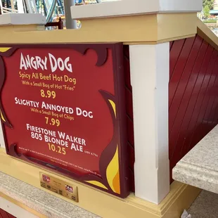 a sign for angry dog