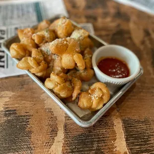 a tray of fried food