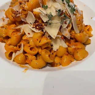 pasta dish, pasta, food