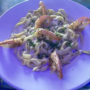 Shrimp alfredo