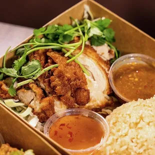 Crispy chicken khao mun gai