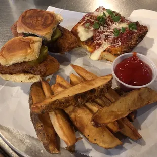 Zug Island Trashville Hot Honey Chicken Sliders, JoJos, and a pepperoni slice.