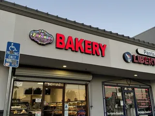 El Encanto Bakery