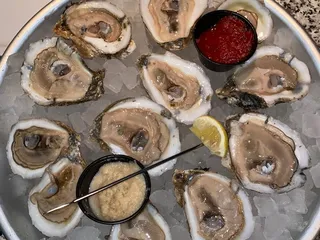 Crabby's Seafood Bar & Grill