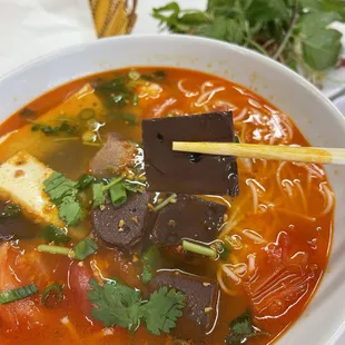 Bun Rieu