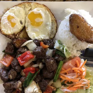 98. Com Bo Luc Lac - Rice Platter w/ "Shaking Beef"