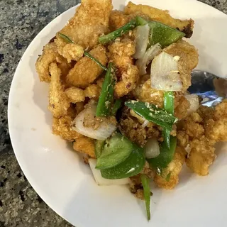 137. Muc Rang Muoi - Rang Mui - Salt & Pepper Pan Fried Squids