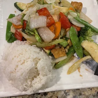145. Dau Hu Rau Xao Thap Cam - Tofu Stir Fried w/ Mixed Vegetables