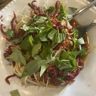 27. Goi Du Du Kho Bo - Papaya Salad w/ Beef Jerky