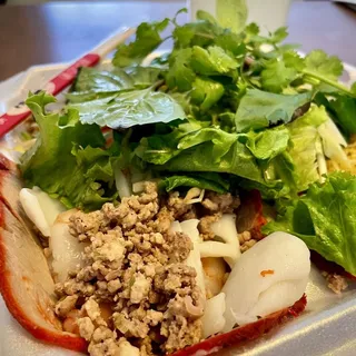 63. Mi Thap Cam - Egg Noodles Soup Combination