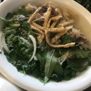 74. Bun Mang Vit - Duck & Bamboo Shoot Vermicelli Soup