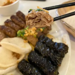 Bo Nung Hanh [beef with stuffed onions]