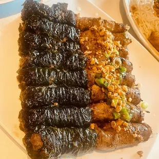 Bo nuong sa  Bo nuong la lot