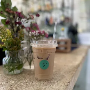 lavender pea tea agave latte / ig: @joyyeats