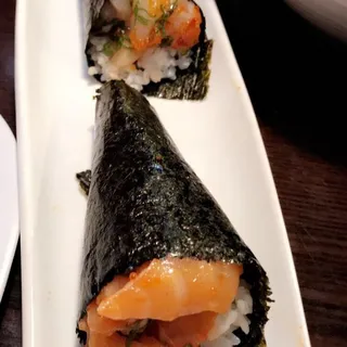 Spicy Salmon Hand Roll