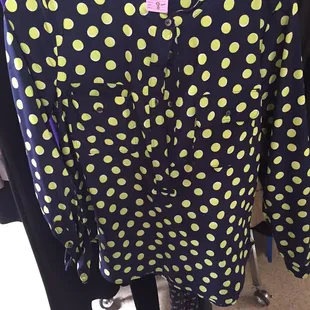 Adorable almost new blouse, 50% off $8 today!