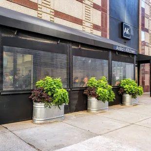 Storefront for Anita&apos;s Kitchen