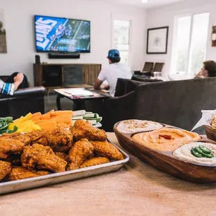 chicken, food, chicken wings, chicken wings and fried chicken, fried chicken, poultry, fried chicken wings, bbq chicken, bbq wings