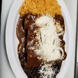 Enchiladas de mole