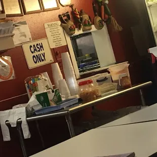 CASH ONLY! Only downside to this place, so be prepared.