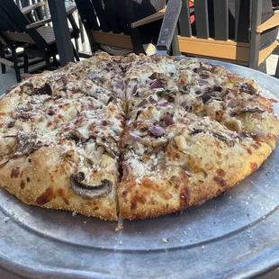 Chicken Alfredo Pizza