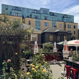 If you're looking for a dining experience that offers mouthwatering cuisine and inviting outdoor seating, this is the perfect spot.