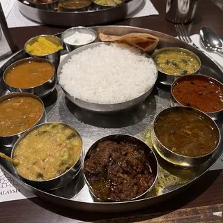 Anjappar Vegetarian Meal