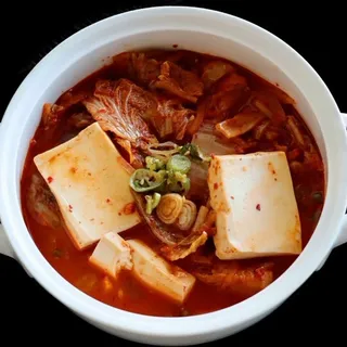 Kimchi Jjigae